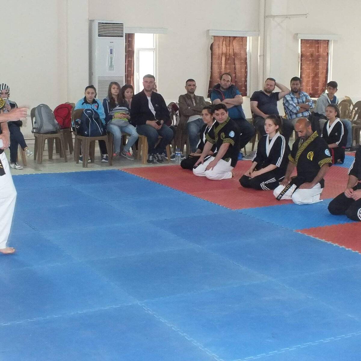 Bursa’da alpagut dövüş sanatı semineri düzenlendi