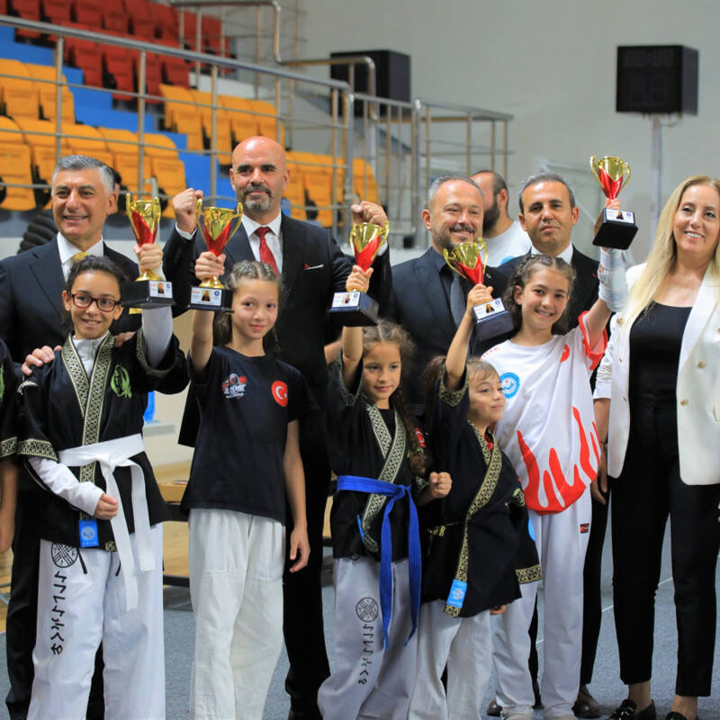 Bandırma kızıl ejder spor kulübü genel klasmanda türkiye ikincisi